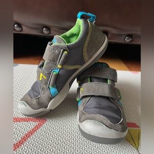 Plae TY Sneakers -  Color: Steel - Size 11.5 (Little Kids)